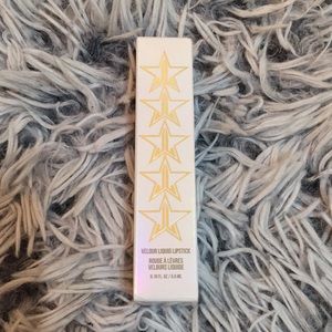 Jeffree Star Lipstick in shade Clout